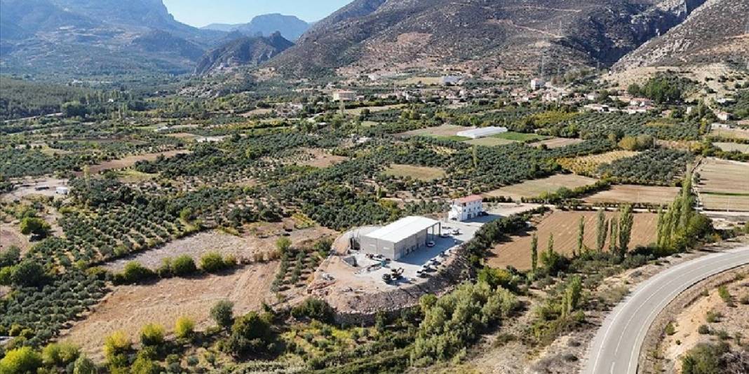 Karasal iklimde gübre ve ilaçsız üretim yapılıyor! Devlet destekledi, fabrika faaliyete geçti: Bölge halkının gelir kapısı 3